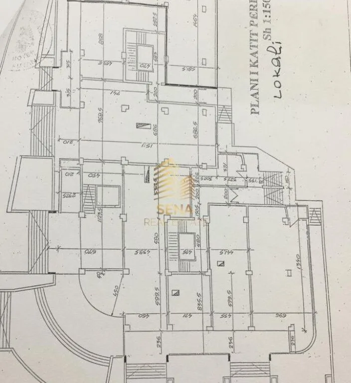 Shitet Ambient Biznesi Njesi 217m² • 3000 Euro/m², Rruga e Elbasanit, 651,000 Euro 11