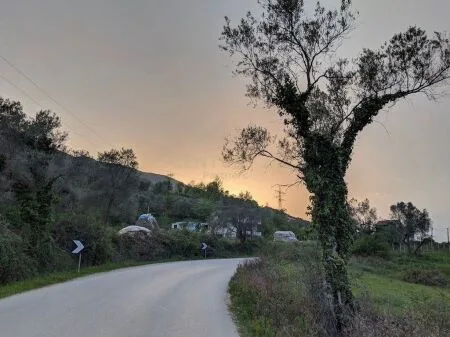 SHITET TOKË 1350 M² NË BËRZHITË ME SUPER AKSES 4