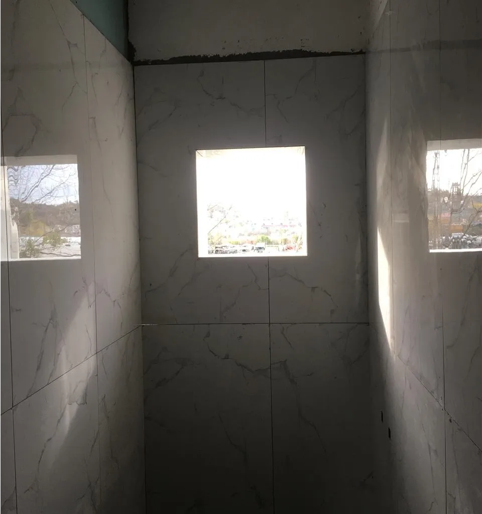 SHTRUES PLLAKASH, 10