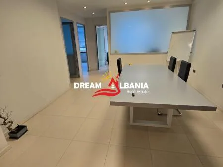 Shitet Ambient Biznesi Njesi 217m² • 3000 Euro/m², Rruga e Elbasanit, 651,000 Euro 16