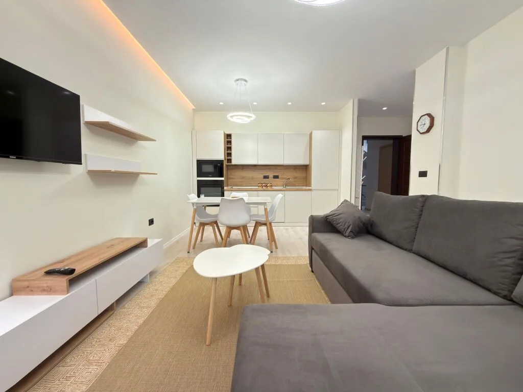 🏡 Shtepi me qera » Liceu Artistik Jordan Misja, Tirane 3